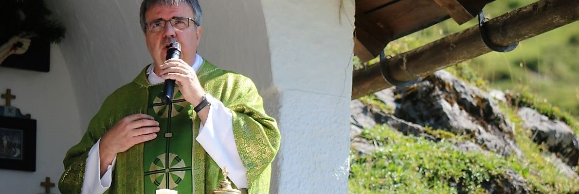 Das ist "ein unvergleichbares Altarbild" sagte der Würzburger Domkapitular Clemens Biber, Foto: Knut Kuckel